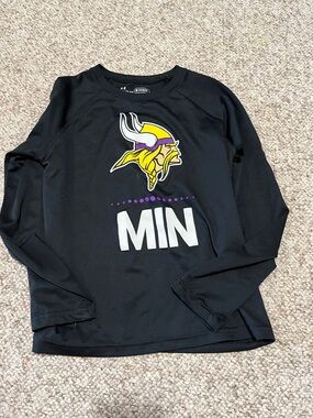 Under Armour Black Long Sleeve Vikings MIN Logo Tee